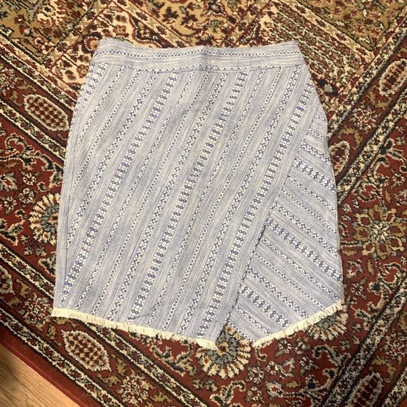 Loft White and Blue Pencil Skirt - Picture 4 of 8